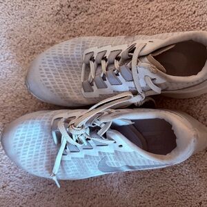 Metallic Nike zoom pegasus 37